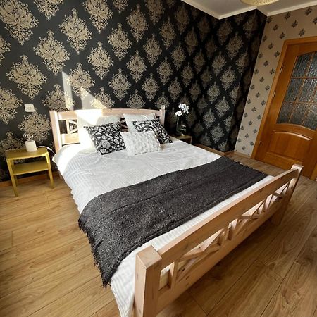Fresh&Cozy Apartment, Parking Free, 15 Min Walk To Center Riga Ngoại thất bức ảnh
